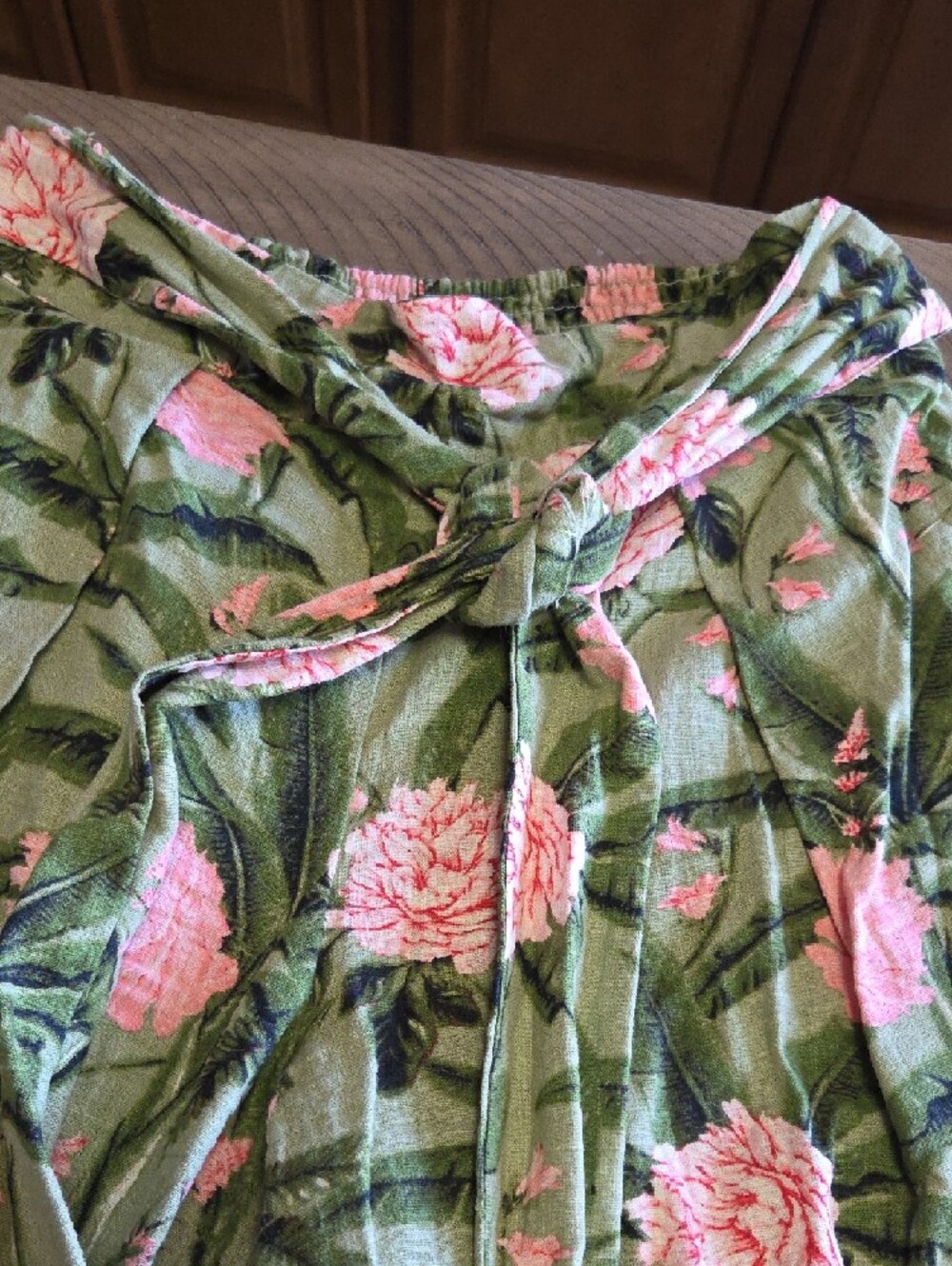 Agua Bendita Green Slacks with Pink Floral Tie Waist - Picture 5 of 7